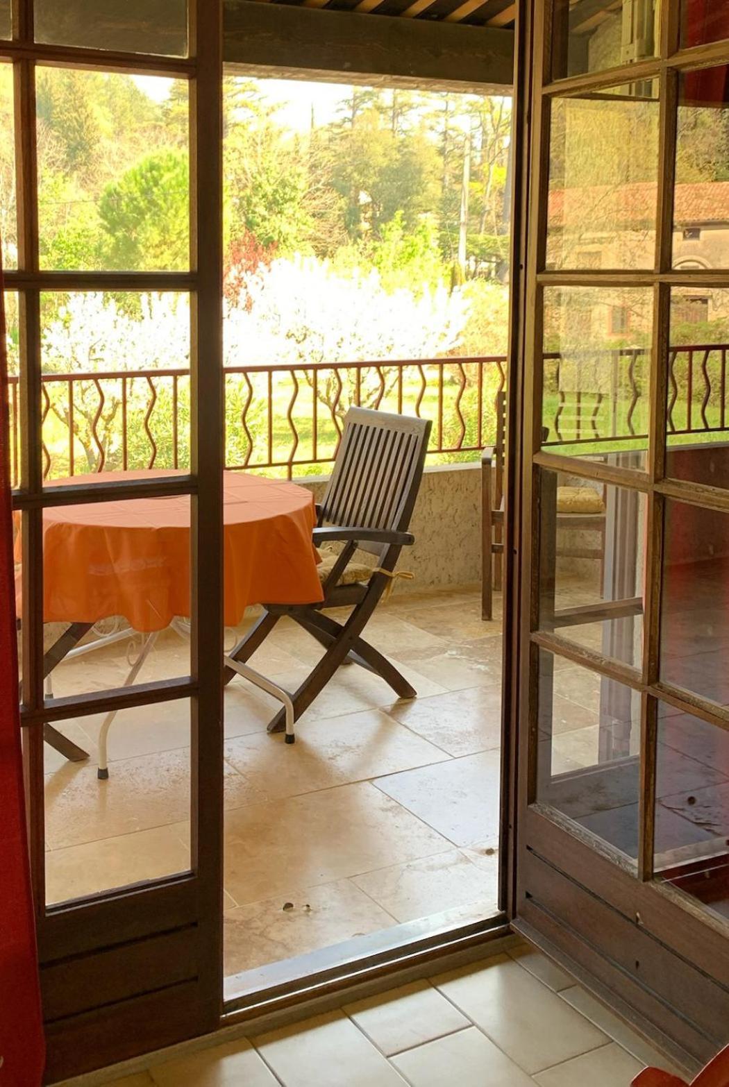 Gite La Loge 142 Route De Carpentras 84210 Venasque Ngoại thất bức ảnh