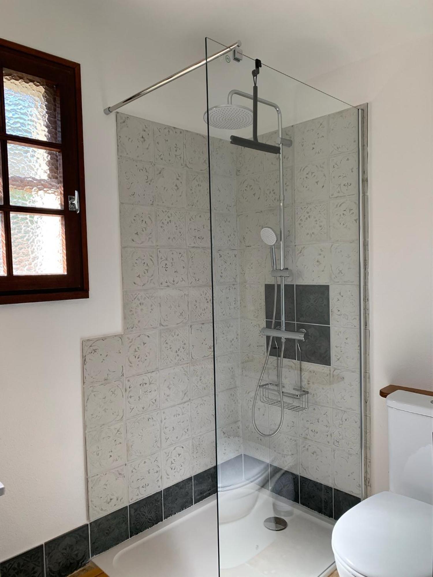 Gite La Loge 142 Route De Carpentras 84210 Venasque Ngoại thất bức ảnh