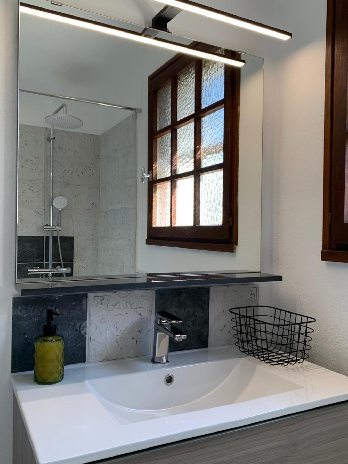 Gite La Loge 142 Route De Carpentras 84210 Venasque Ngoại thất bức ảnh